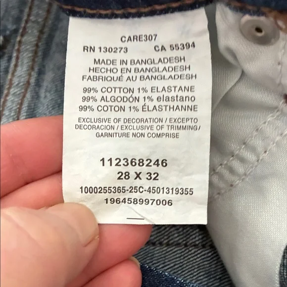 NWT Wrangler x Lainey Wilson collab jeans - Picture 8 of 8